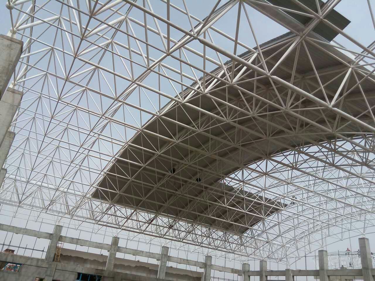 平谷青島一汽網(wǎng)架